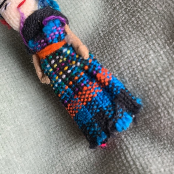 Vintage miniature tiny handmade Worry doll from Guatemala - Picture 3 of 8